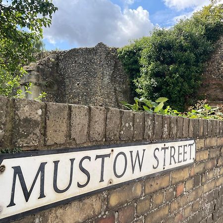Abbey Gardens Cottage Bury St. Edmunds Dış mekan fotoğraf